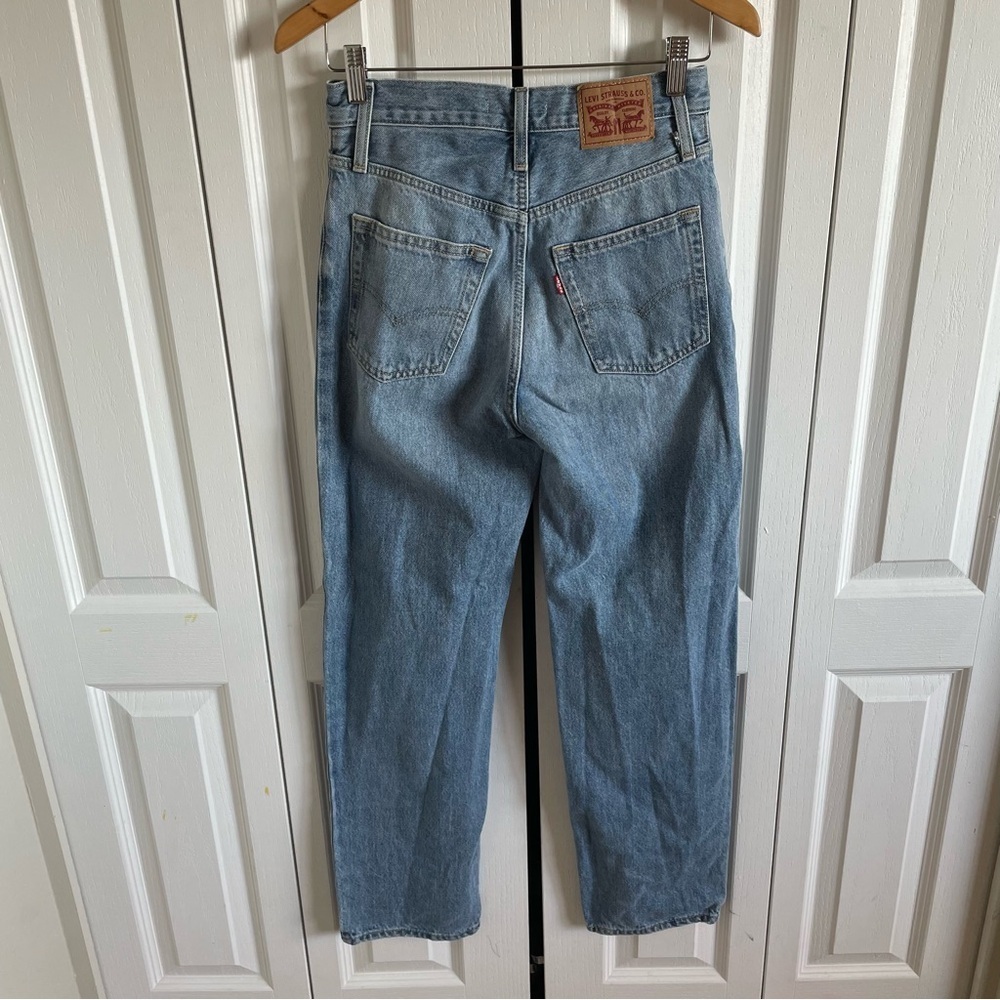 Levi’s ‘94 Baggy Jeans Womens 24 Light Wash Blue Distressed High Rise Skater EUC - Picture 6 of 14